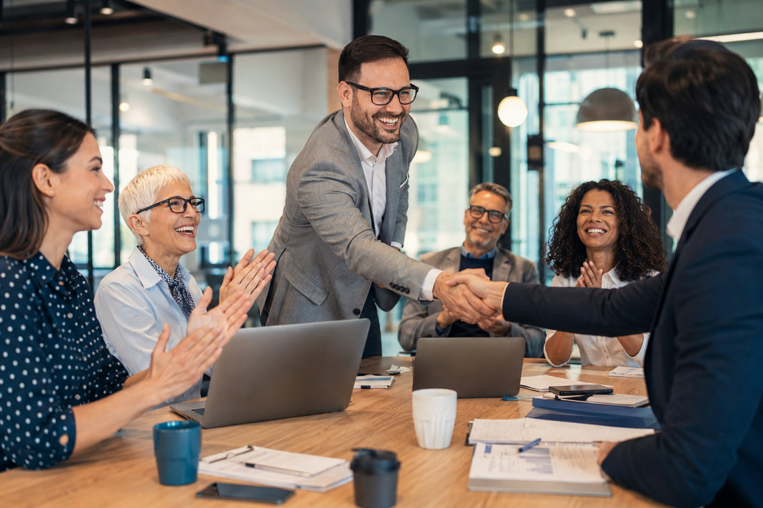 Collaborateurs satisfaits au travail